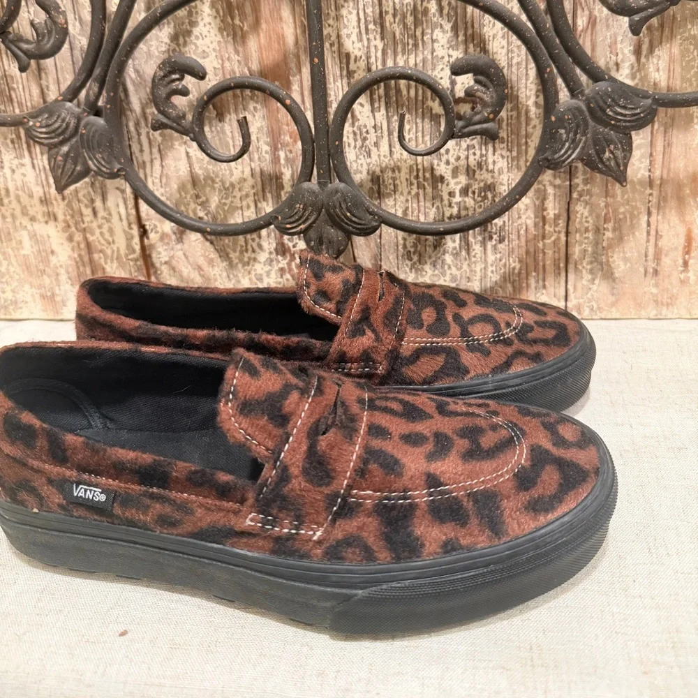 Van’s WMNS Style 53 Leopard Brown/Black
Sneakers shoes size 8.5 - Picture 1 of 7